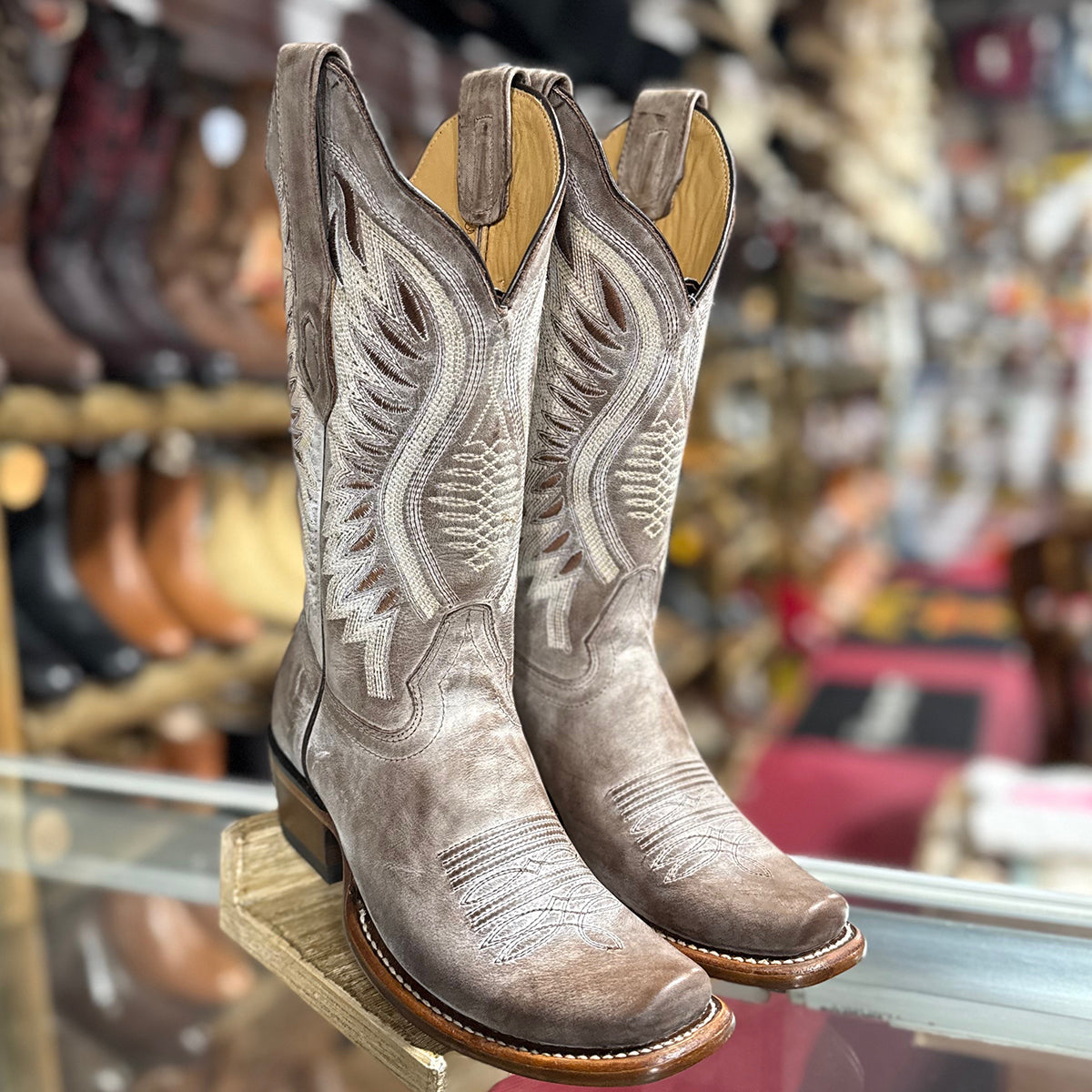 Vintage Brown Women's Cowboy Boots with Semi-Square Toe Design